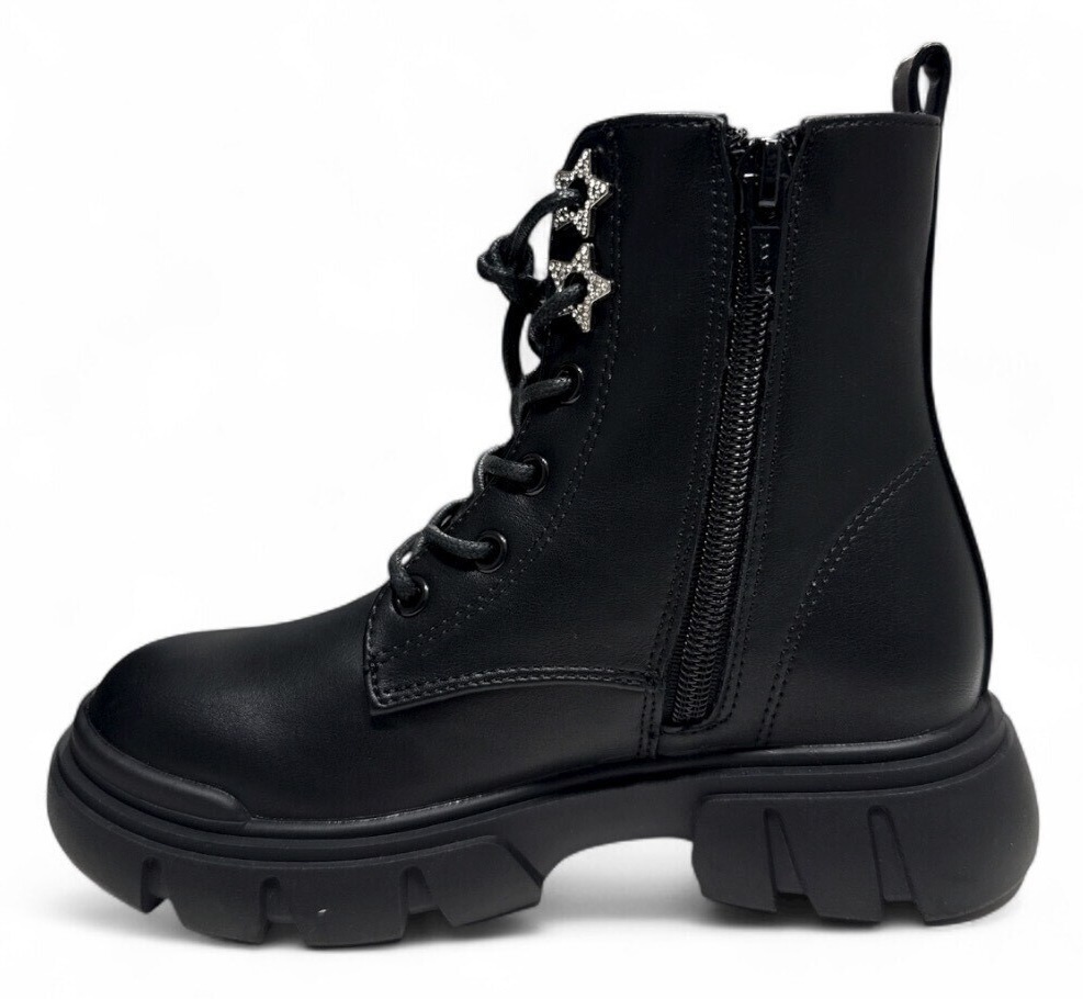 5300 Black Leather 1